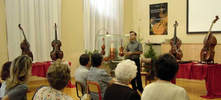 Exhibition historical musical instruments Orpheon Foundation